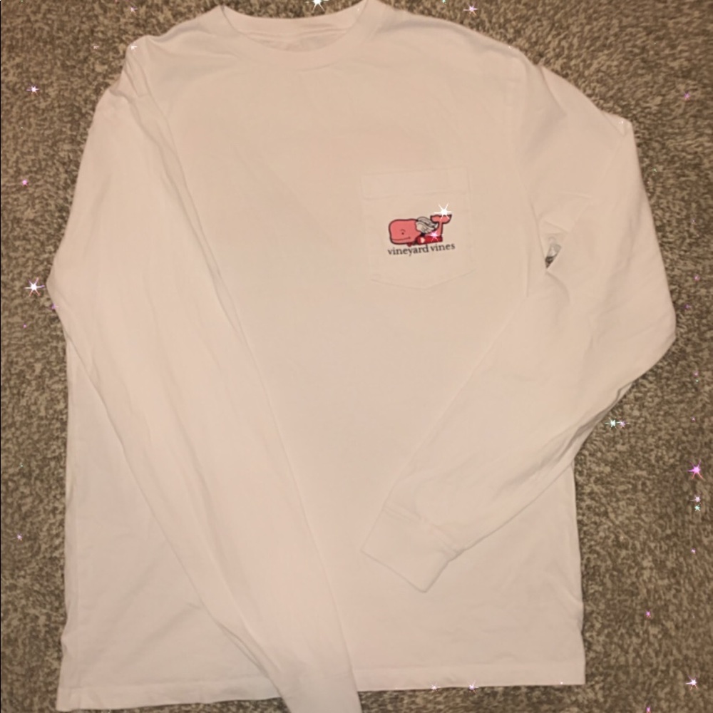 ✨vineyard vines SE valentine’s long sleeve✨